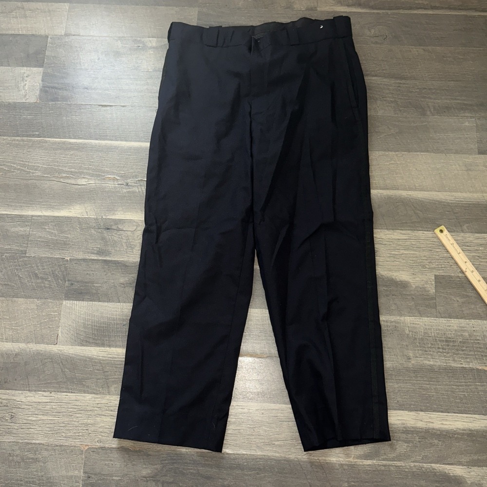 United Uniform Men's Navy Blue Polyester/Wool Pants Size‎ 40